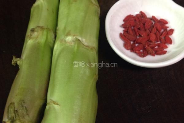 白油莴笋的做法图解1