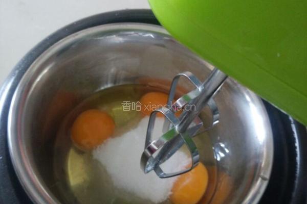 6寸海绵蛋糕的做法图解2
