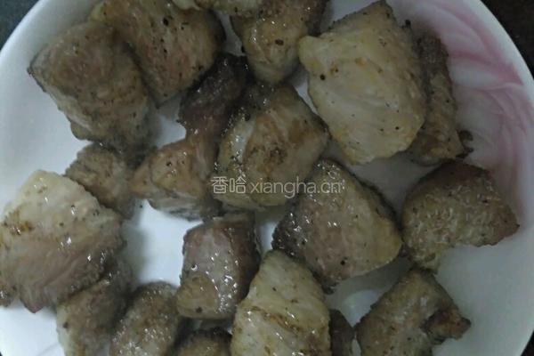 猪肉粒炖地芸豆的做法图解6