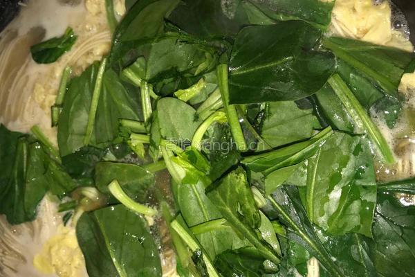 菠菜烂锅面的做法图解6