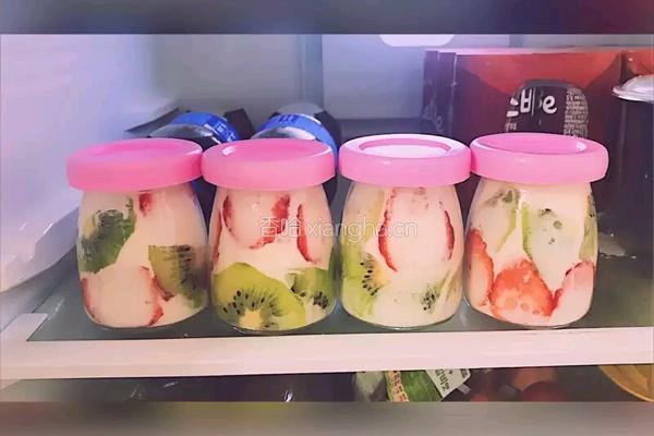 酸奶