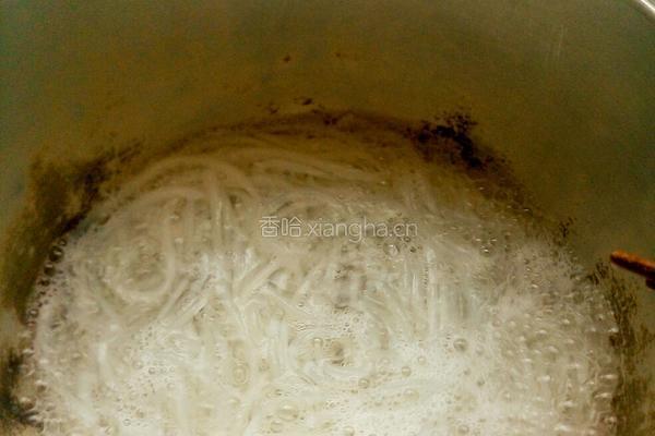 鲜煮桂林米粉的做法图解5