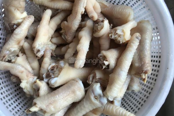 家常泡椒鸡爪的做法图解6