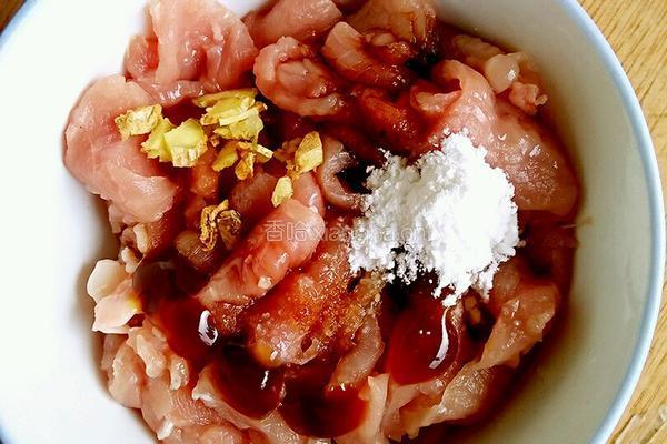 香芹炒肉的做法图解3