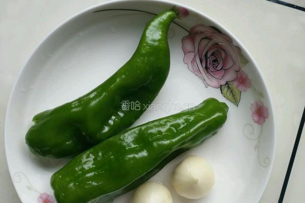 青椒皮蛋的做法图解2