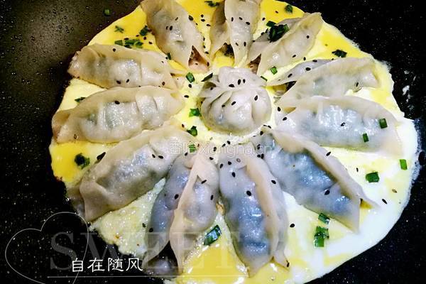 韭菜猪肉锅贴的做法图解7