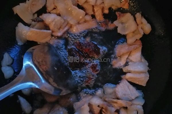 蒜苗回锅肉的做法图解7