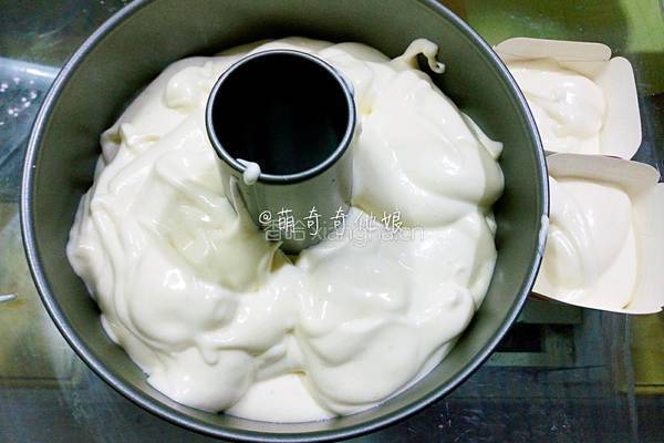 青井老师の原味戚风的做法图解10