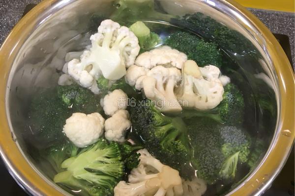 芝士菜花的做法图解2