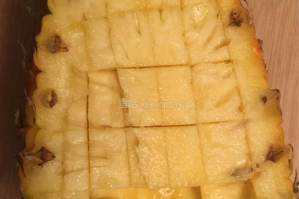 5彩菠萝饭的做法图解2