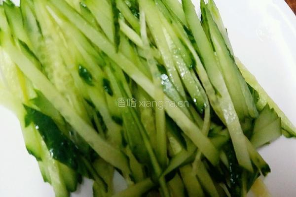 鸡丝炒拉皮的做法图解3