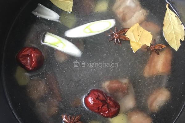 玉米排骨汤的做法图解6