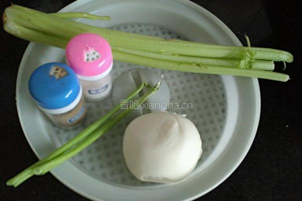 椒香馒头清炒的做法图解1