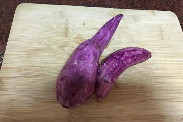 紫薯小饼的做法图解1