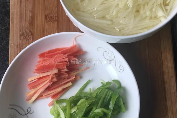 土豆丝菠菜煎饼的做法图解3