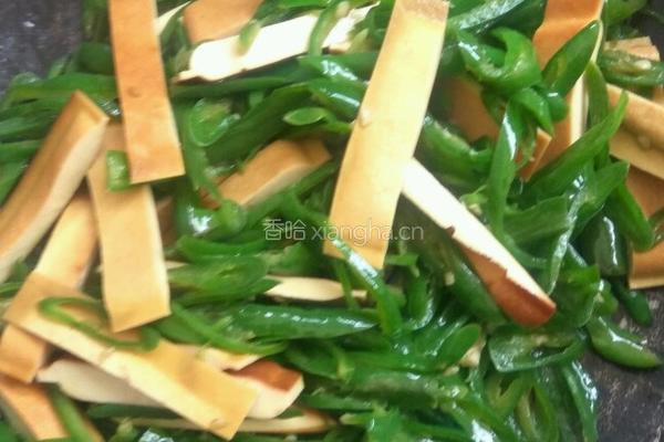 尖椒炒豆干的做法图解7