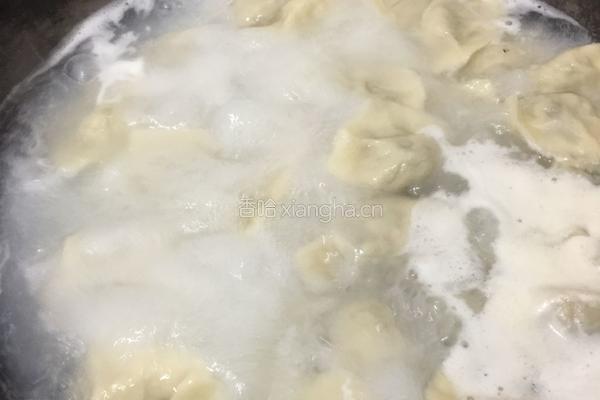 荠菜饺子的做法图解12