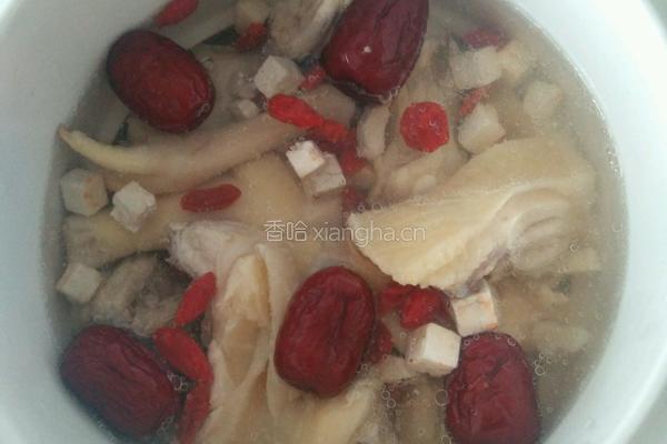 土茯苓炖鸡汤的做法图解4
