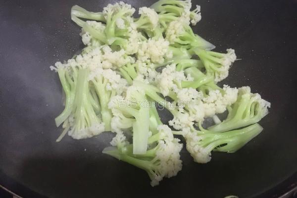 清炒花菜的做法图解8