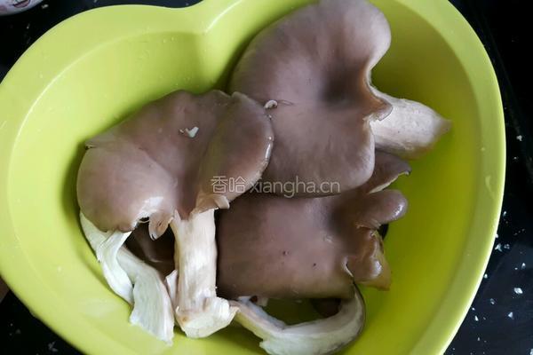 软炸鲜蘑的做法图解1