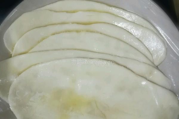 千儿妈厨房～自制油泼烩面的做法图解1
