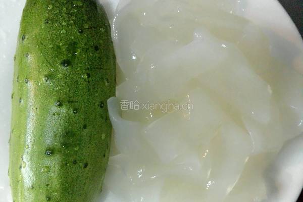 黄瓜拌拉皮的做法图解1
