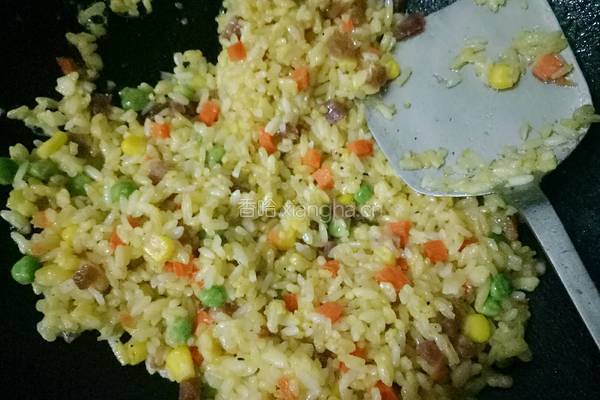 金镶玉黄金蛋炒饭的做法图解7