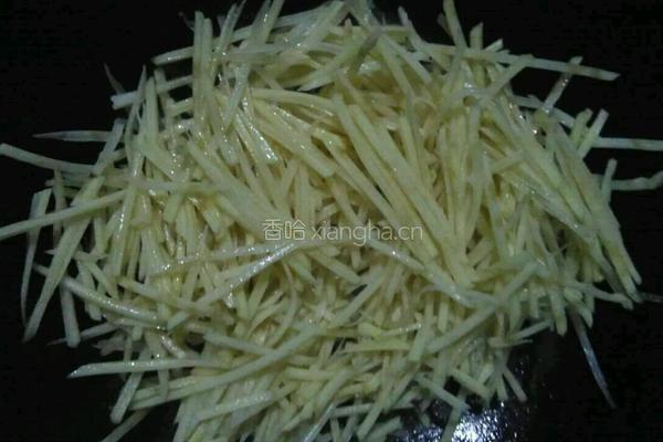 火腿炒土豆丝的做法图解3