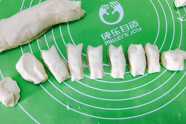 芝麻小面包的做法图解10