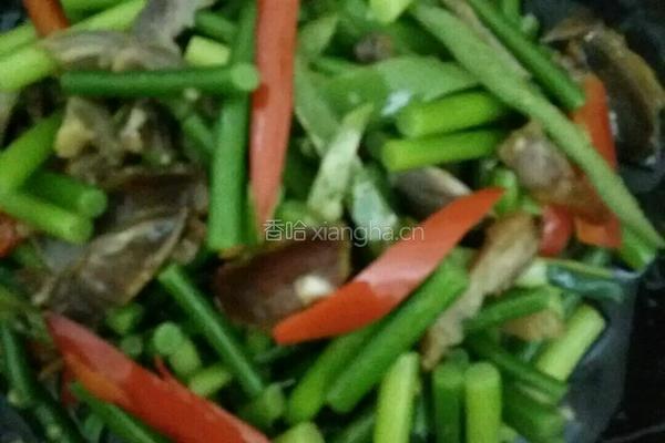 腊肉炒蒜苔的做法图解6