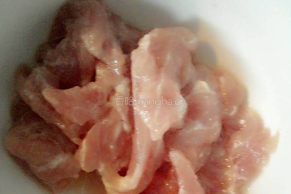 土豆丝炒肉的做法图解2