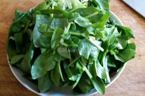 咯吱菠菜汤的做法图解2