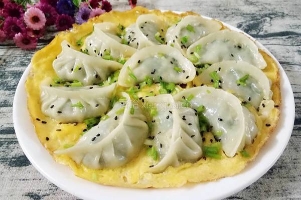 鸡蛋抱饺的做法图解2