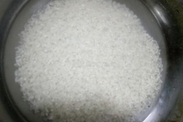 排骨紫菜粥的做法图解3