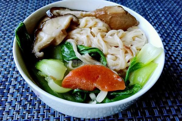 牛肉鲜蘑蔬菜面的做法图解9