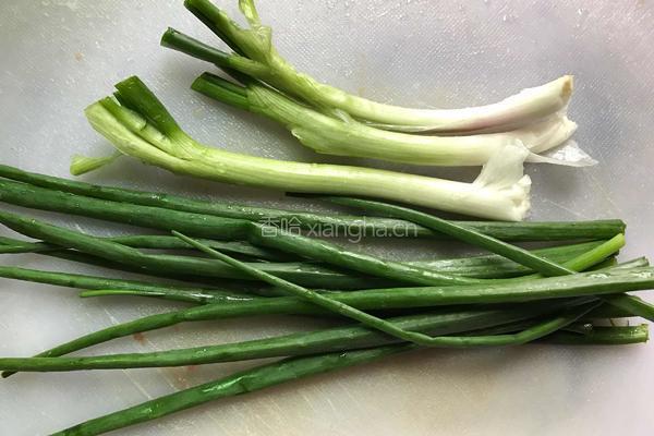 豆腐酿肉的做法图解1