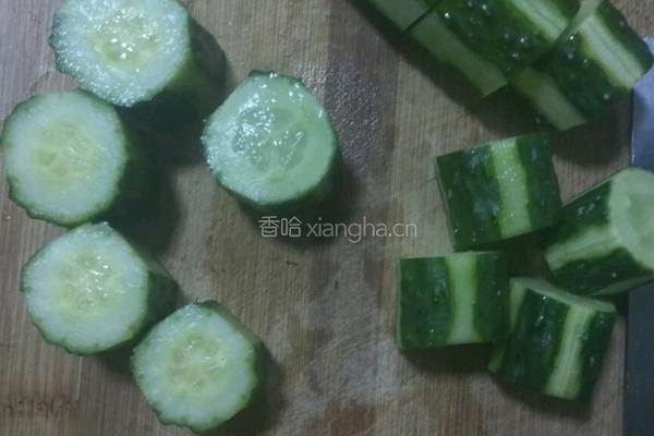 酸奶黄瓜的做法图解3