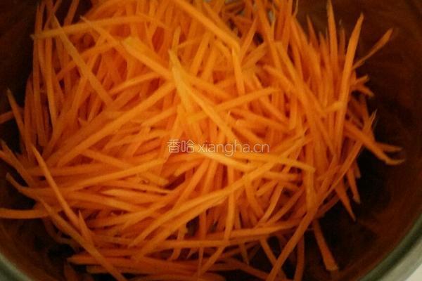 清炒胡萝卜丝的做法图解2
