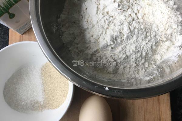 奶香发面饼的做法图解2