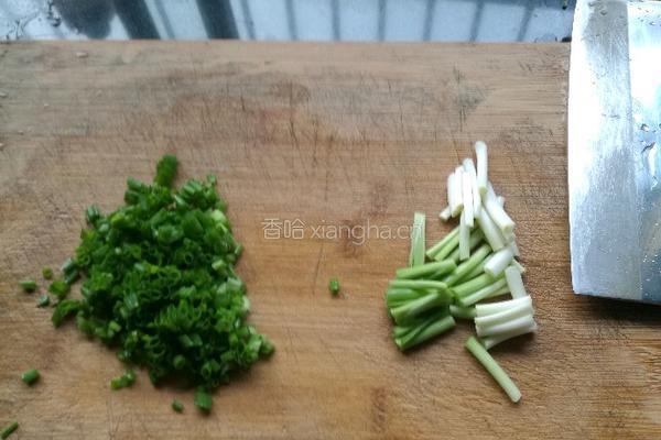 咸菜烧鲫鱼的做法图解7