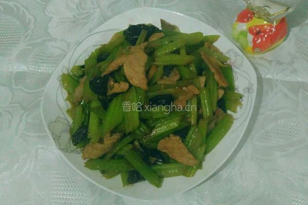 芹菜木耳炒肉片的做法图解10