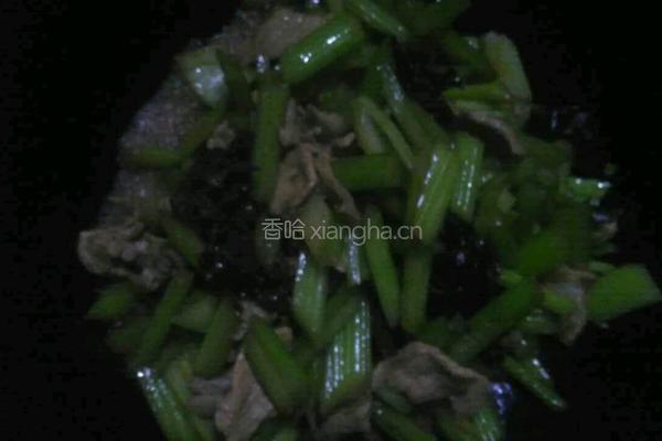 芹菜木耳炒肉片的做法图解9