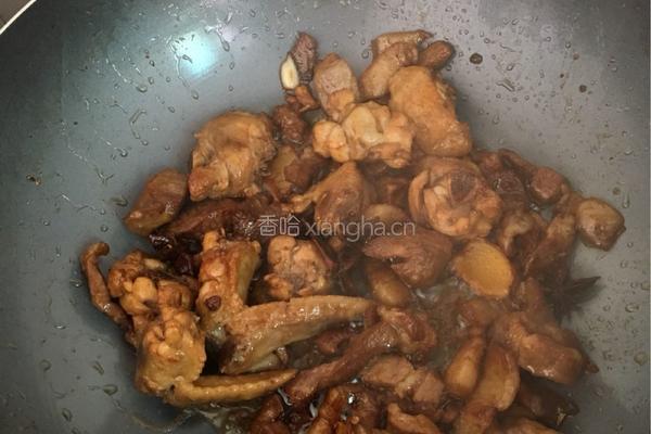 红烧五花肉+鸡翅的做法图解3