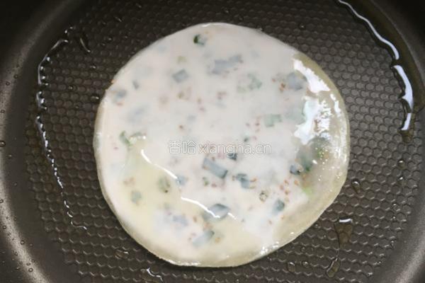 饺子皮葱油饼的做法图解10