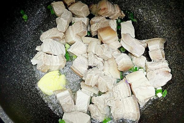 茭白红烧肉的做法图解4