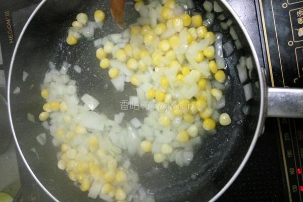 火腿玉米蛋炒饭的做法图解6