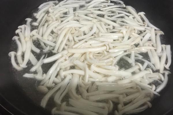 葱油白玉菇的做法图解5
