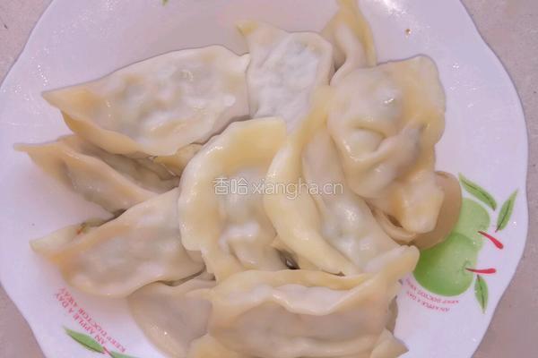 芹菜锅贴的做法图解1
