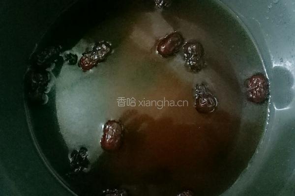 红糖龙眼红枣羹的做法图解4