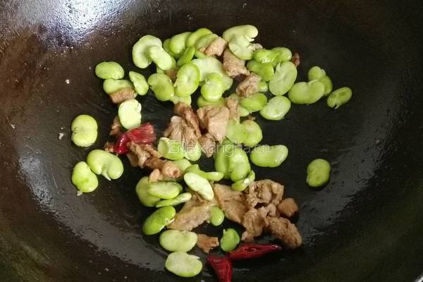 鲜蚕豆小炒肉的做法图解7